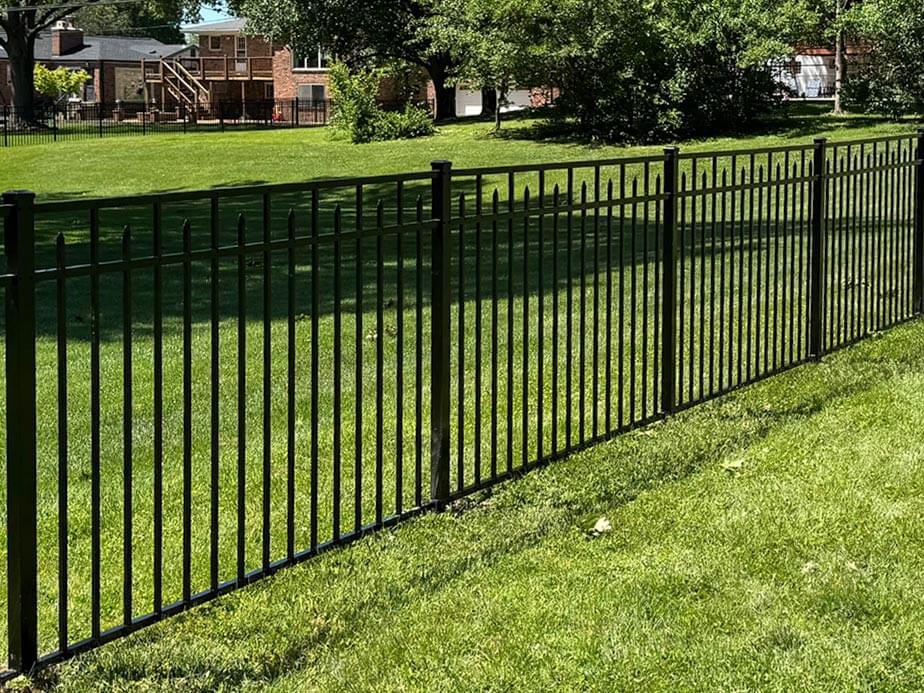 St. Louis MO Residential fence installation company