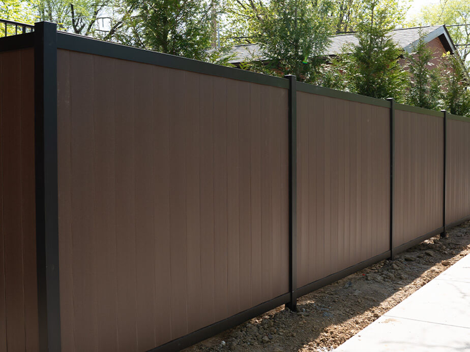 Specialty fence Madison County Illinois