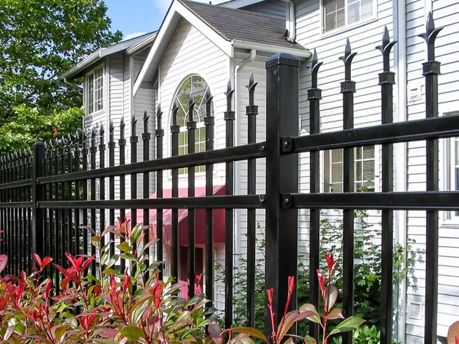 Decorative Fence Example in St Louis County Missouri